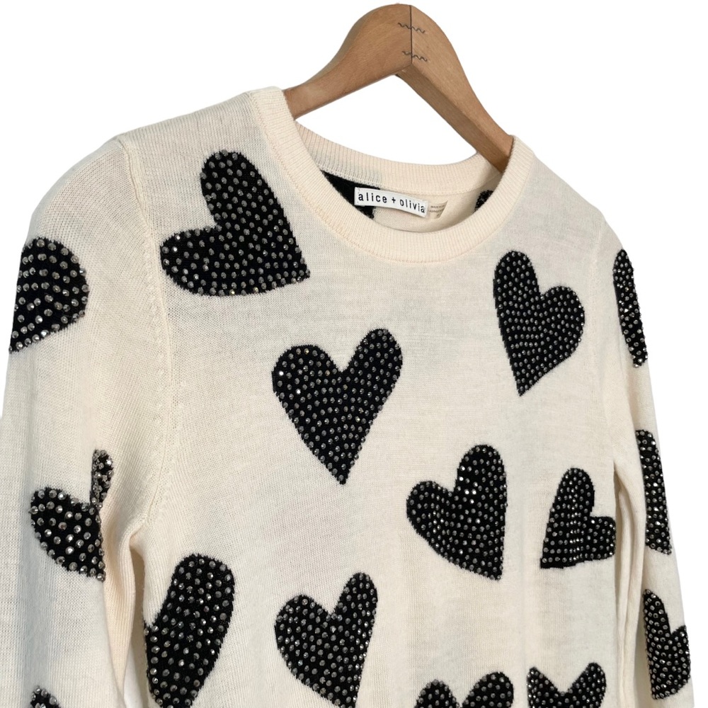 Alice + Olivia | Carey Sequin-Heart Wool Pullover Sweater - Picture 3 of 12